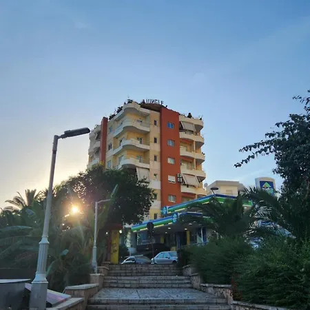 Apartament Ek's *