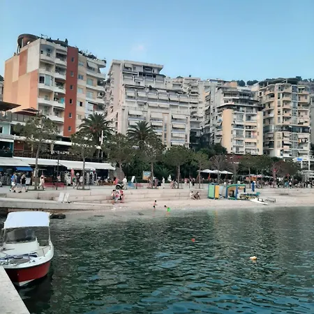 Ek's Sarandë